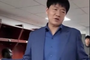 九游体育-邱彪更衣室喊话球员：这个赛季你们是成功的 失败的是我